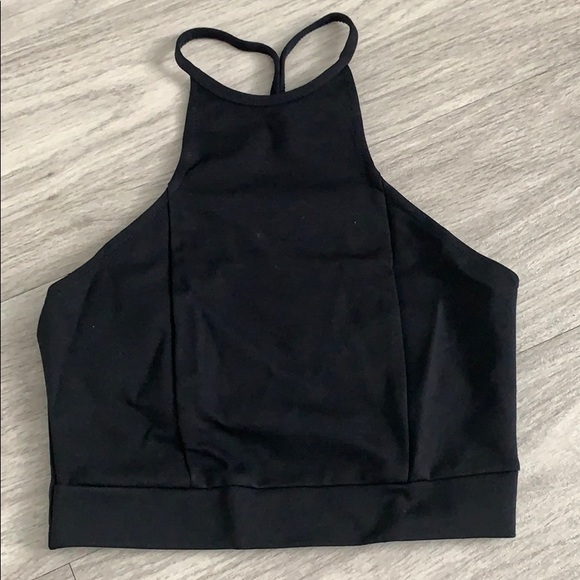 Tops - Black criss cross back crop top
